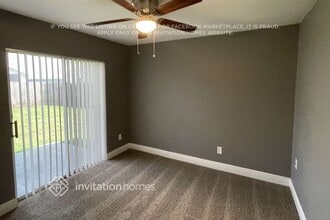 2418 Radnor Ave in Orlando, FL - Foto de edificio - Building Photo