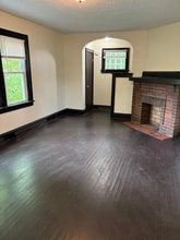 1148 La Croix Ave in Akron, OH - Foto de edificio - Building Photo