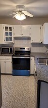 209 W Cornwallis Dr in Greensboro, NC - Building Photo - Building Photo