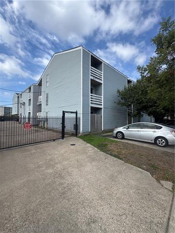 4218 Hessmer Ave in Metairie, LA - Building Photo