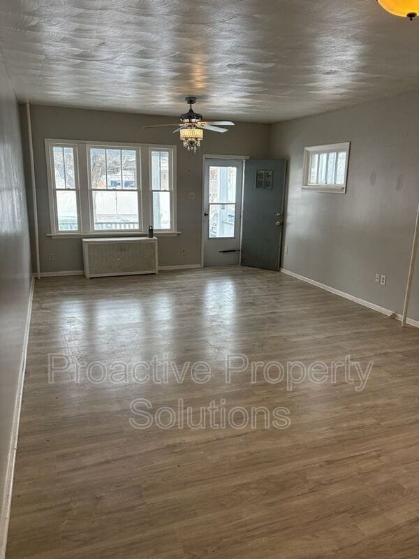 27 Edison St in Wilkes-Barre, PA - Foto de edificio - Building Photo