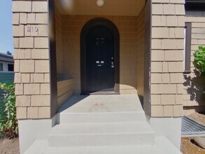 210-214 NW 11th St in Corvallis, OR - Foto de edificio - Building Photo