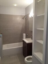 278 Cypress St, Unit 3 in Brookline, MA - Foto de edificio - Building Photo