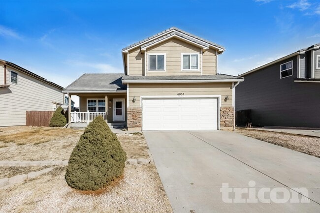 property at 6855 Fountain Vista Cir