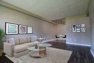Queen Mary Apartments in Edmonton, AB - Building Photo - Building Photo