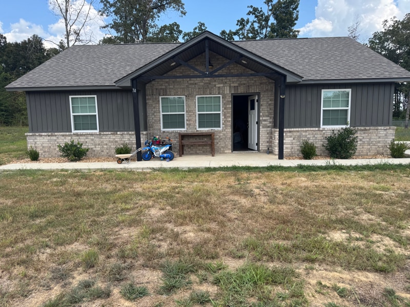 74 Rustic Ln in Ash Flat, AR - Building Photo