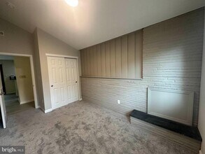 956 N Main St in Glassboro, NJ - Building Photo - Building Photo