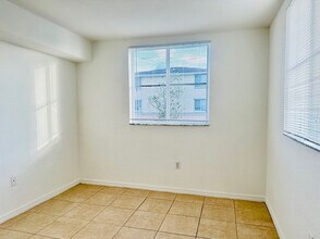 Welcome to Your Ideal Home in North Miami in North Miami, FL - Building Photo - Building Photo