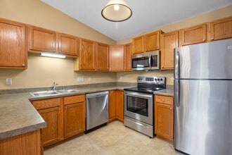West Ridge Luxury Apartments in Burlington, WI - Building Photo - Building Photo