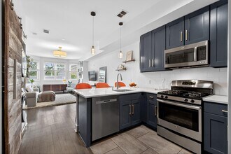 172 South St in Jersey City, NJ - Building Photo - Building Photo