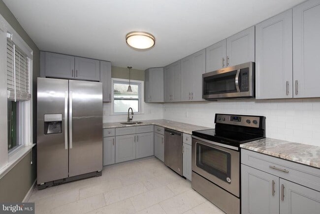 732 N Tyson Ave in Glenside, PA - Building Photo - Building Photo