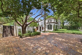 1615 Monroe St in Hollywood, FL - Building Photo - Building Photo