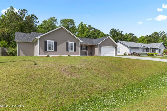 210 Gray Fox in Hubert, NC - Building Photo - Building Photo