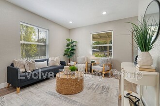 2807 S Brown Ave in Orlando, FL - Building Photo - Building Photo