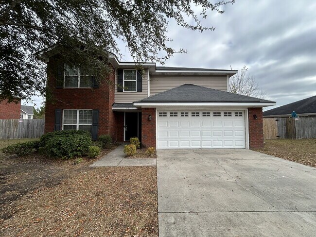 property at 122 Grandview Dr