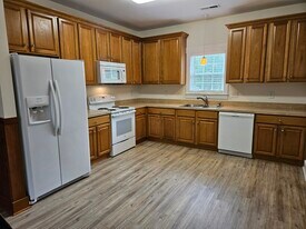 112 Minnow Dr in Pawleys Island, SC - Building Photo