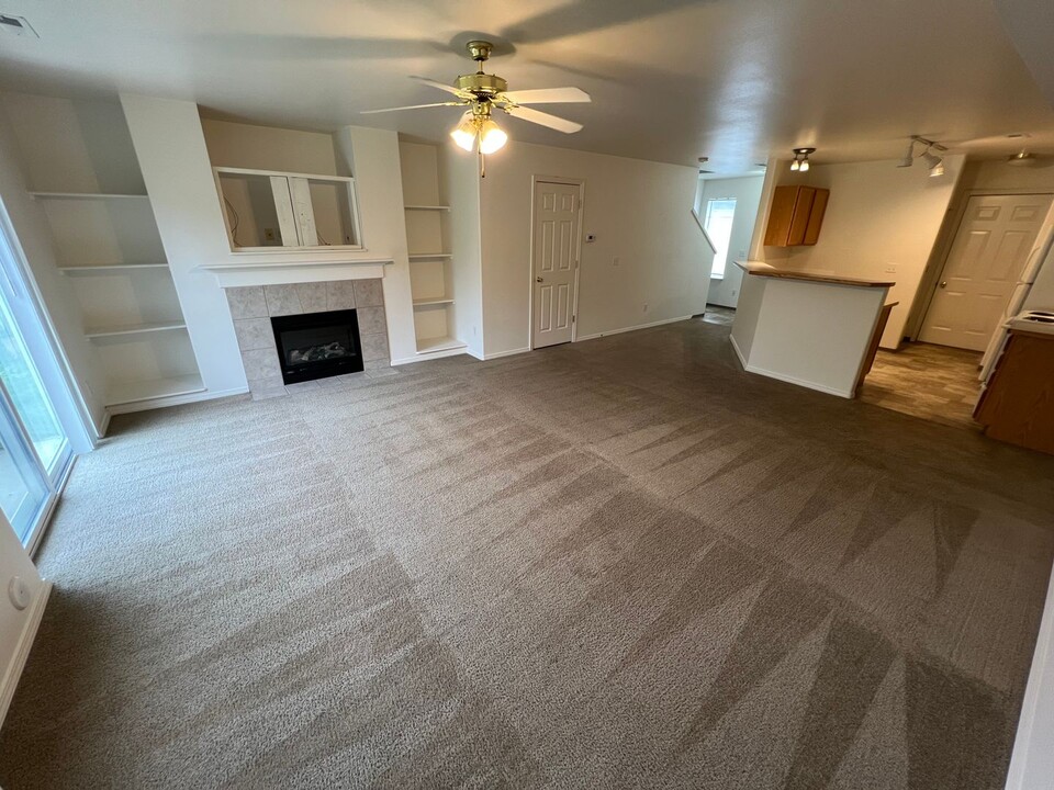 4077 N Abbey Rd in Coeur d'Alene, ID - Foto de edificio