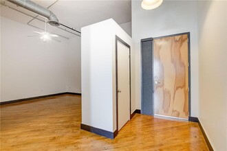 87 Peachtree St SW in Atlanta, GA - Building Photo - Building Photo