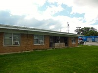 6 W 71st Pl in Merrillville, IN - Foto de edificio - Building Photo