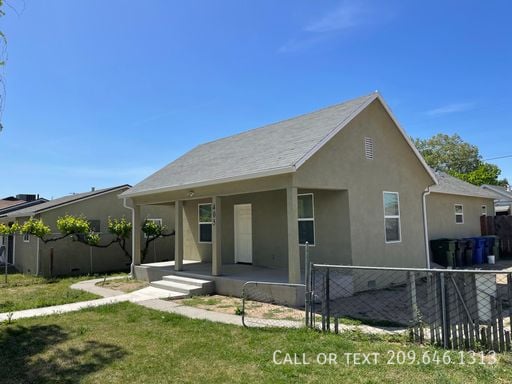 property at 405 S Laurel St