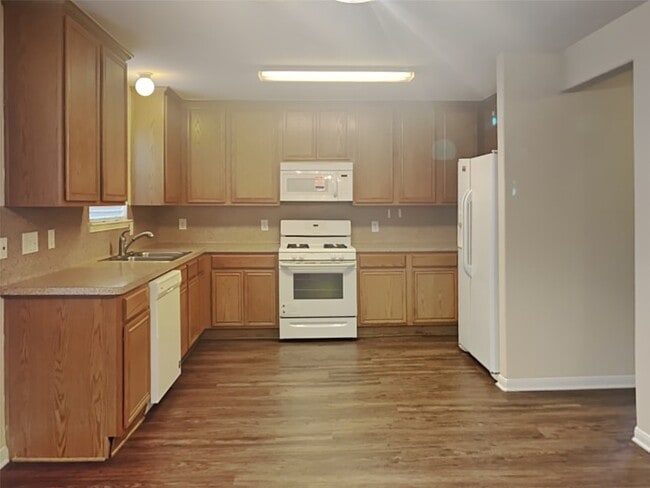 1913 Plum Falls Ln in Pearland, TX - Building Photo - Building Photo