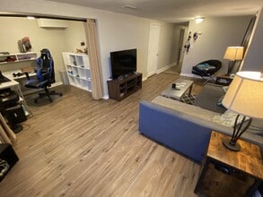 849 N Damen Ave, Unit G in Chicago, IL - Building Photo - Building Photo