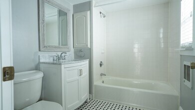 87 School St, Unit 1 in Boston, MA - Foto de edificio - Building Photo