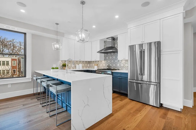 9 Glover Ct in Boston, MA - Building Photo - Building Photo
