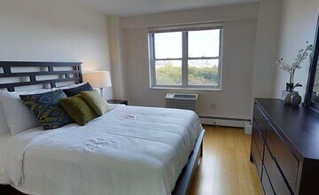 175 Freeman St in Brookline, MA - Building Photo - Building Photo