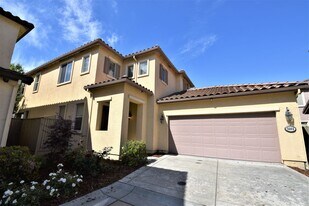 3303 Southerland Rd in West Sacramento, CA - Building Photo