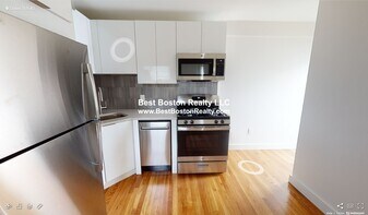 9 Elmer St in Cambridge, MA - Building Photo