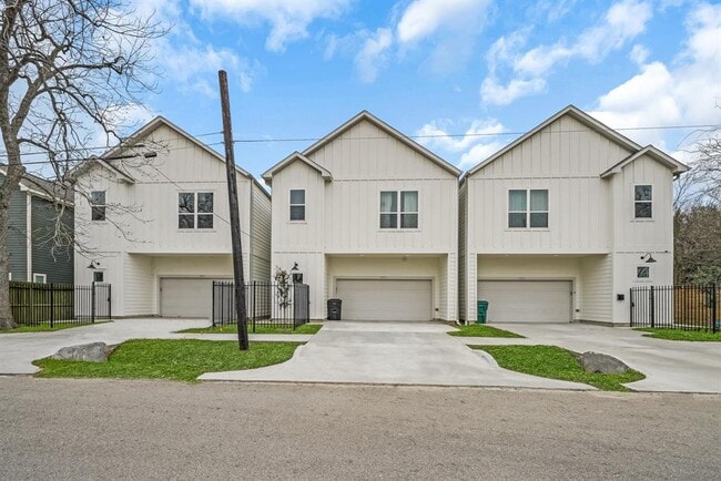 property at 2311 Solo St