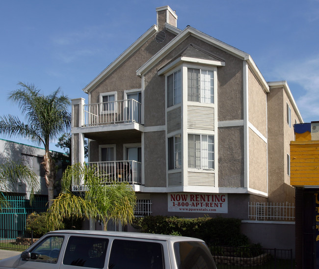 1610 Cherry Ave in Long Beach, CA - Building Photo - Building Photo