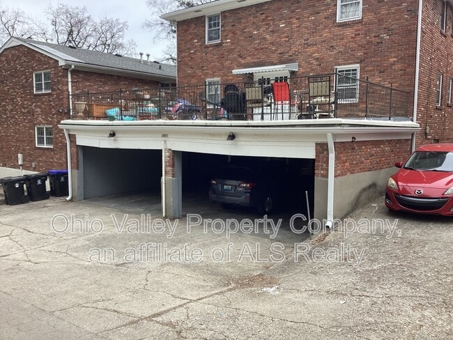 2551 Glenmary Ave in Louisville, KY - Building Photo - Building Photo