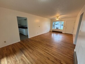 802 N 20th Ave in Kelso, WA - Building Photo - Building Photo