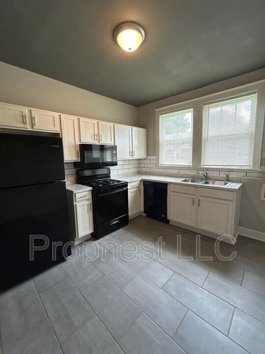 316 S Cleveland St in Memphis, TN - Building Photo