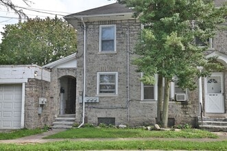 3200 Green St in Harrisburg, PA - Building Photo - Building Photo