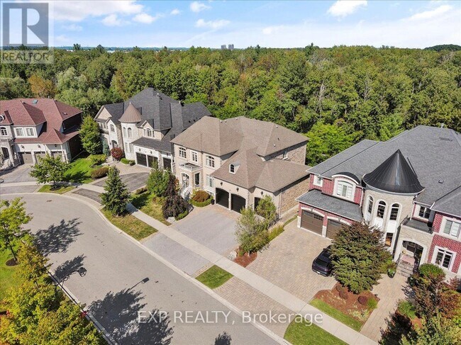 58 Coach Cres in Whitby, ON - Building Photo - Building Photo
