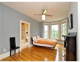 271 K St-Unit -B in Boston, MA - Foto de edificio - Building Photo