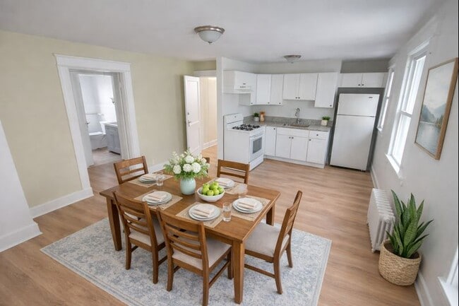 12 East St in Ansonia, CT - Building Photo - Building Photo