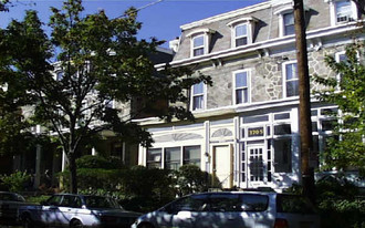 3707 Hamilton St Apartamentos