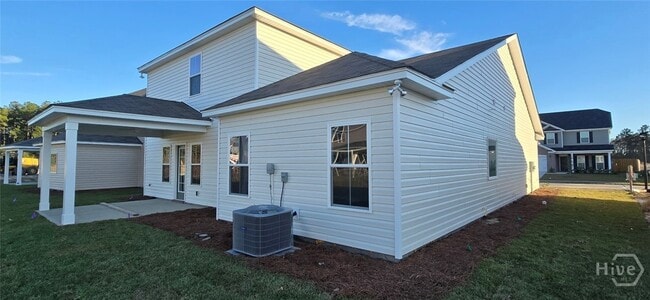 123 Chilburn Cir in Bloomingdale, GA - Building Photo - Building Photo