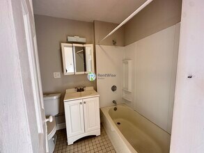 48 John F. Kennedy St in Cambridge, MA - Building Photo - Building Photo