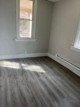 2235 1/2 S Braddock Ave in Pittsburgh, PA - Building Photo - Building Photo