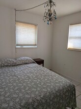 4180 NW 11th Ave in Fort Lauderdale, FL - Building Photo - Building Photo