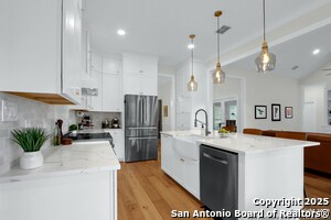 548 Winding View in New Braunfels, TX - Building Photo - Building Photo