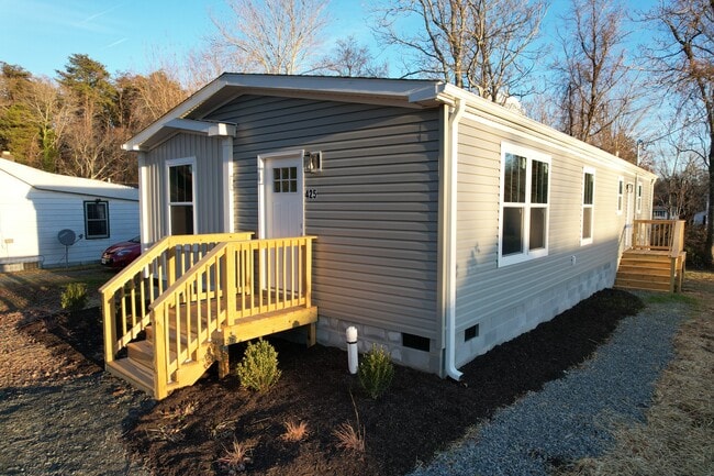 423 Charles St in Gordonsville, VA - Building Photo - Building Photo