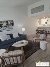 1249 S La Verne Way in Palm Springs, CA - Building Photo - Building Photo
