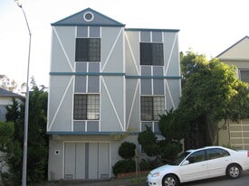 409 Dellbrook Ave in San Francisco, CA - Building Photo