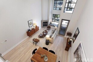 700 Illinois St in San Francisco, CA - Building Photo